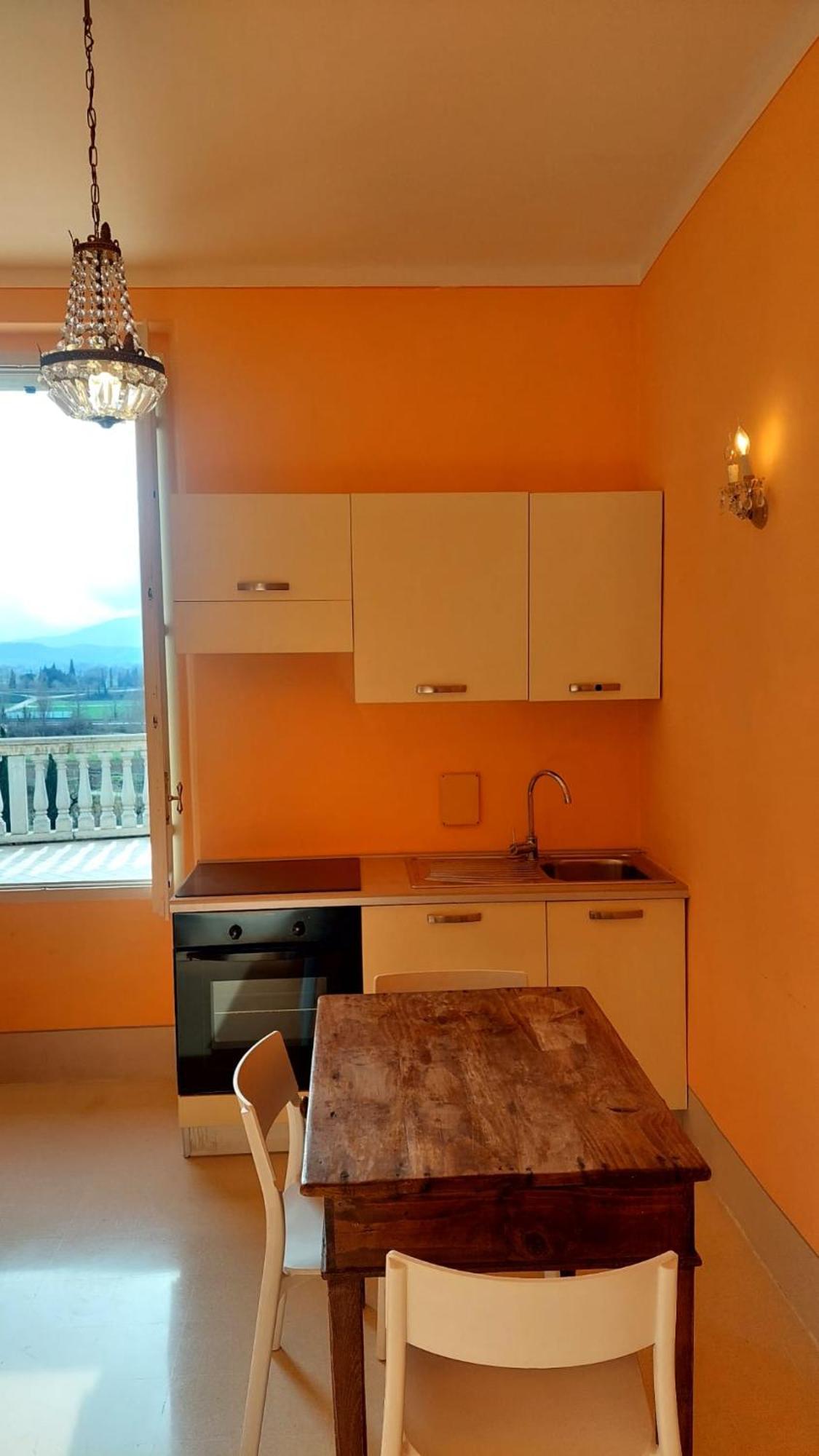 La Casa Del Mago Camere E Appartamenti Pissignano Exterior foto